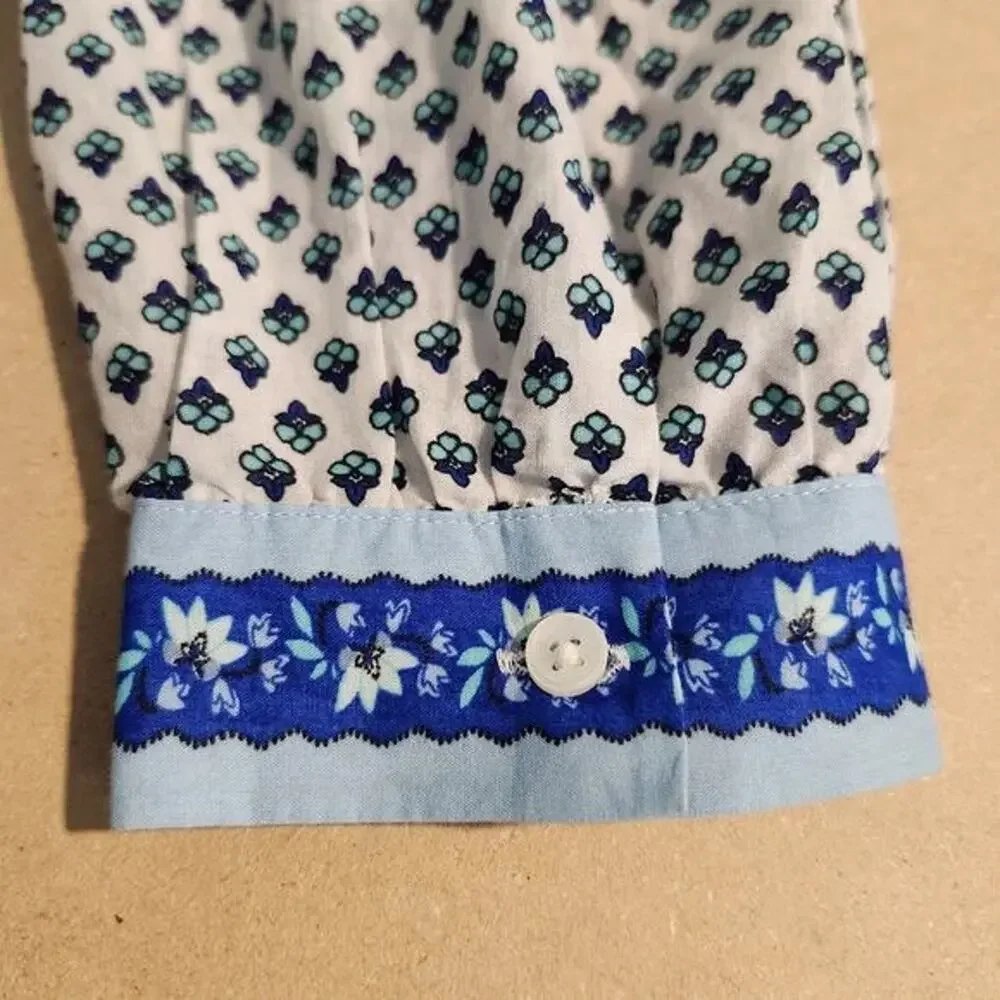 J. Crew Top size Small Blue Floral Peasant Boho Long Sleeve